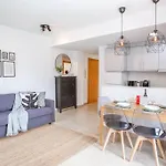 Апартаменти Al38 Elegant In Fenals Льорет-де-Мар